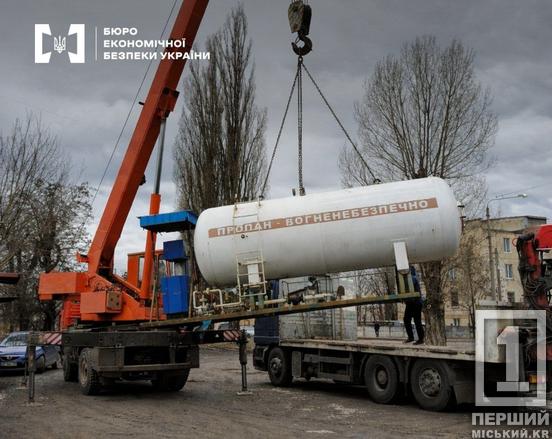 Нелегальне пальне та підпільні АЗС: БЕБ вилучило понад 51 тисячу літрів палива