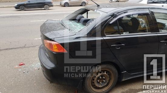 Раптове перелаштування – шлях до ДТП: на проспекті Миру не розминулися пікап та легковик