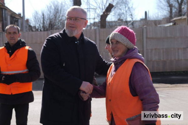 Сотні пошкоджених будинків: як відновлюють житло криворіжців після обстрілів4