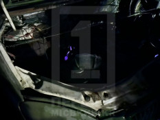 У Кривому Розі на вулиці Вадима Гурова вщент згорів припаркований мікроавтобус2