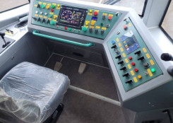 У Кривому Розі ще один трамвай після капітального ремонту вийшов на лінію - це на 99% нова машина, зроблена криворізькими майстрами0