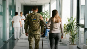 Україна розширює систему допомоги військовим після полону