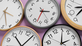 Українці переходять на літній час: коли переводити годинники у 2026 році