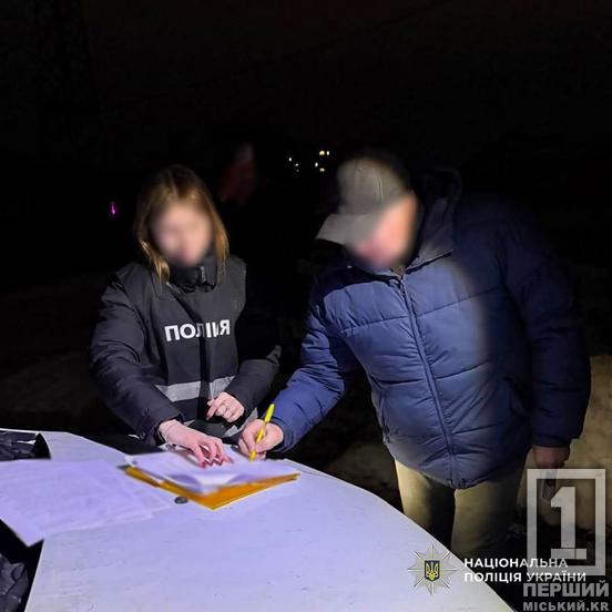 Уродженець Кривого Рогу «торгував» чергами в ТСЦ: поліція викрила мережу «бігунків»2