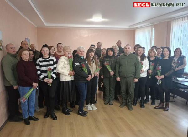 З 8 березня привітали жінок в Криворізькій виправній колонії