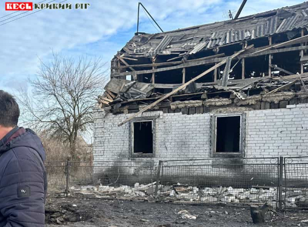 Житловий сектор постраждав від ударів шахедами по Апостоловому Криворізького р-ну