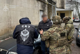 12 тисяч доларів за виїзд військовозобов'язаного до Молдови: на Дніпропетровщині судитимуть організаторів незаконної схеми