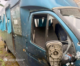 Атака дронами по Дніпропетровщині: п’ятеро поранених, пошкоджено автобус і будинки