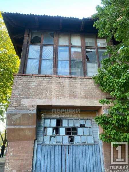 Дві атаки «шахедами» на Кривий Ріг: пошкоджено будинки та підприємство