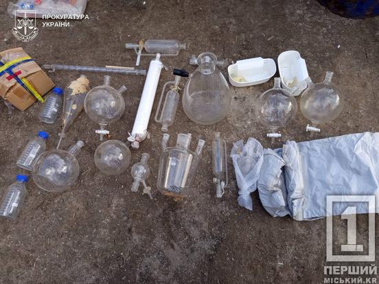 І «варили», і продавали, і мільйони мали: викрили масштабну мережу, що постачала психотропи по всій Україні