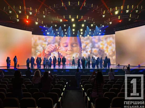 Криворізька «Аліса» на головній сцені країни: юні артисти виступили в Палаці «Україна»