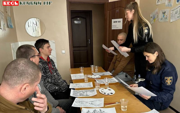 Сеанс арт-терапії для військових в Криворізькому РУП