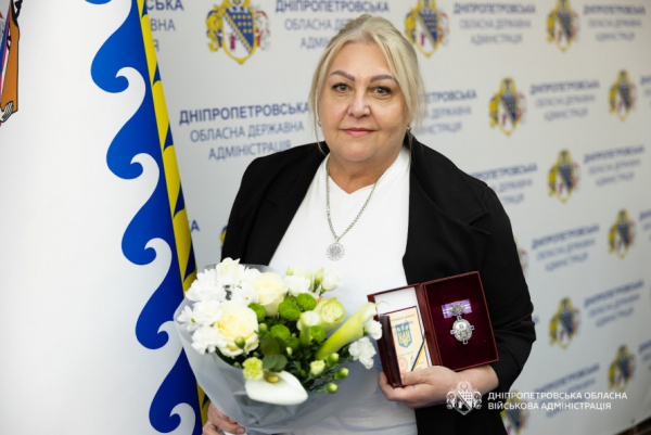 Медсестру з Кривого Рогу нагородили орденом княгині Ольги ІІІ ступеня