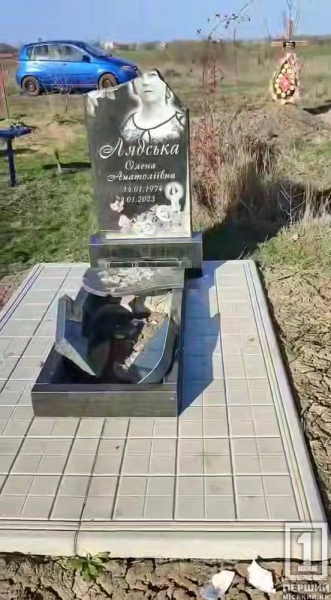 Місце пам'яті – в руїнах: на Дніпропетровщині підлітки розгромили кладовище