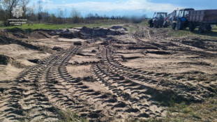 На Дніпропетровщині викрили незаконний видобуток піску біля річки Самара
