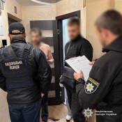 На Дніпропетровщині викрили телефонних шахраїв, які привласнювали кошти громадян через перевипуск SIM-карт