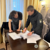 На Дніпропетровщині викрили телефонних шахраїв, які привласнювали кошти громадян через перевипуск SIM-карт