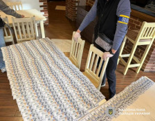 На Волині жінку підозрюють у спробі продати шестирічного сина за 25 тисяч доларів