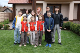 О. Вілкул: У Кривому Розі приділяється особлива увага підтримці дітей-сиріт — кожна дитина повинна мати родину