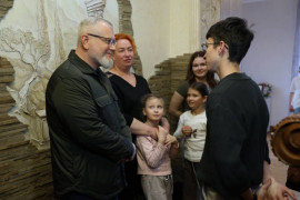 О. Вілкул: У Кривому Розі приділяється особлива увага підтримці дітей-сиріт — кожна дитина повинна мати родину