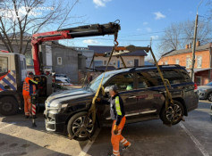 Обіцяли кохання і прибуток: у Дніпрі викрили шахраїв міжнародного масштабу