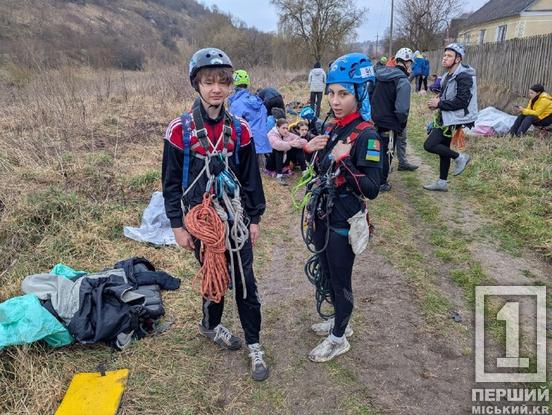 Подільські краєвиди випробовували на міцність: криворізька команда «SPARK» сходила на п’єдестал на Хмельниччині