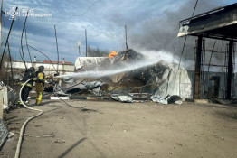 Російські окупанти вдарили по АЗС на Харківщині: горіли 4 резервуари з паливом