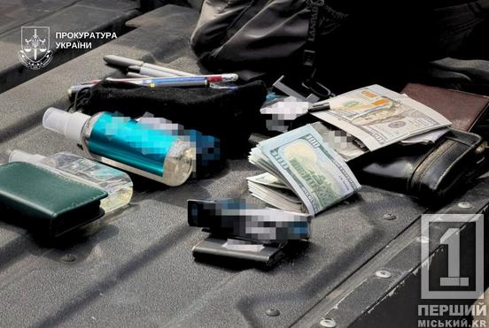 Статус «обмежено придатного» за 4000 доларів: у Нікополі затримали працівника ТЦК