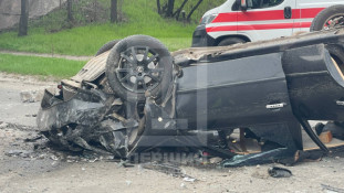Троє людей постраждали в аварії на вулиці Романа Рибалки