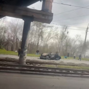 У Довгинцівському районі Кривого Рогу трапилась серйозна ДТП: автомобіль перевернувся на дах