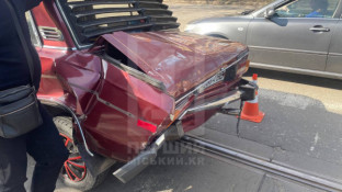 У Кривому Розі на вулиці Свято-Миколаївській автомобіль збив жінку