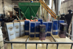 У Кривому Розі судитимуть п’ятьох учасників злочинної групи, які виготовляли та збували контрафактний алкоголь