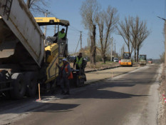У Кривому Розі триває ремонт транзитних магістралей: роботи на вулиці 17-ї танкової бригади планують завершити у травні