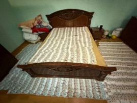 У Сумах викрили сутенерку, яка намагалася втягнути 16-річну сироту в проституцію