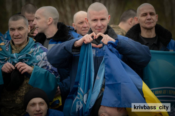 Великодній обмін 11 квітня: з російського полону повернулись троє захисників з Криворіжжя