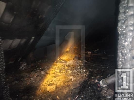 Вибили вікно, щоб врятуватися: у Кривому Розі під час пожежі постраждали четверо дітей