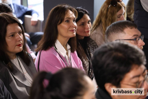 Відбудова і енергонезалежність: у Кривому Розі відбувся бізнес-форум за участі міжнародних експертів