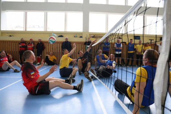 Волейбол сидячи: у Кривому Розі відбувся черговий етап змагань Veterans Family Games-2026