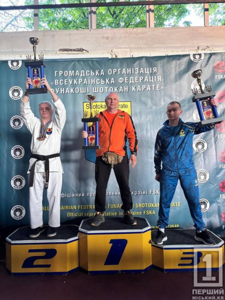 Впевненість у рухах та власних можливостях: Криворізькі каратисти привезли понад 150 медалей із чемпіонату України