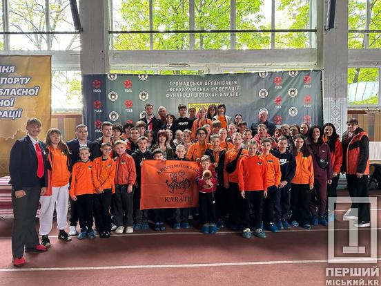 Впевненість у рухах та власних можливостях: Криворізькі каратисти привезли понад 150 медалей із чемпіонату України