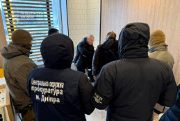 За 18 тис. доларів обіцяв оформити фіктивну непридатність до служби: судитимуть жителя Дніпропетровщини