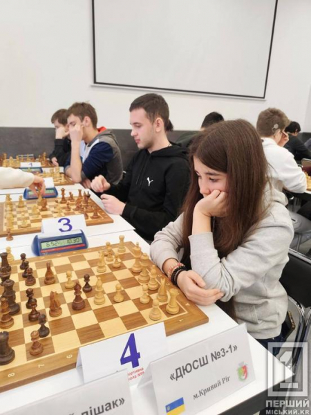 Жодної поразки за дев’ять партій: криворізькі шахісти стали кращими в області