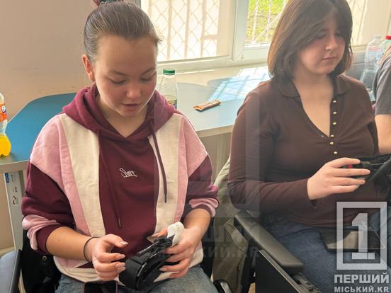 Знання, які можуть врятувати життя: у Кривому Розі молодь опановувала навички тактичної медицини