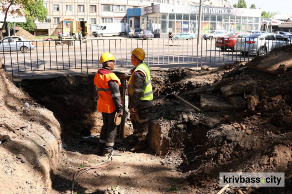 Без аварій та перепадів: у Кривому Розі модернізують ключову тепломагістраль