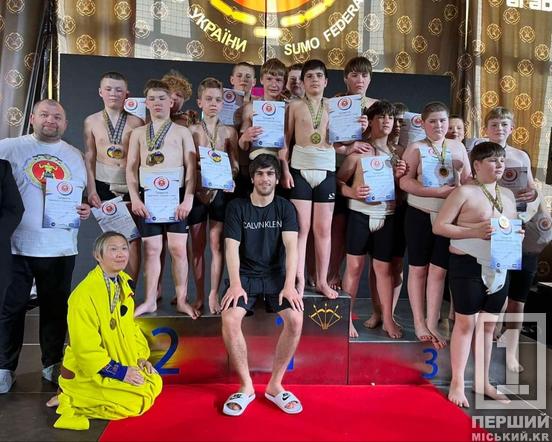 Десятки медалей и абсолютные победы: криворожские сумоисты покорили Чемпионат Украины