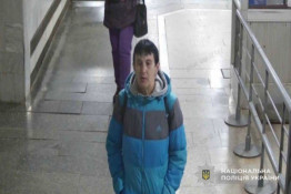 Криворізькі поліцейські встановлюють особу жінки, яку підозрюють у вчиненні крадіжки