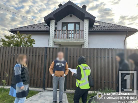 Люксові авто, шалені статки та «мільйон у подарунок»: по всій Україні пройшли масові обшуки у посадовців ТЦК
