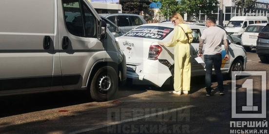 Масштабна ДТП на Дзержинці: через одного водія зіткнулися одразу чотири автівки