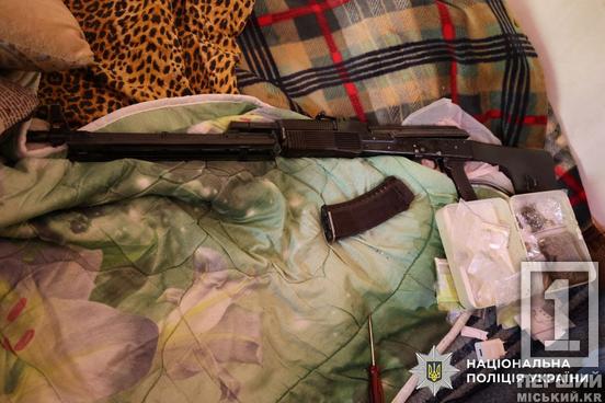Мільйонні прибутки, арсенал зброї та підпільні казино: на Дніпропетровщині ліквідували масштабну наркомережу