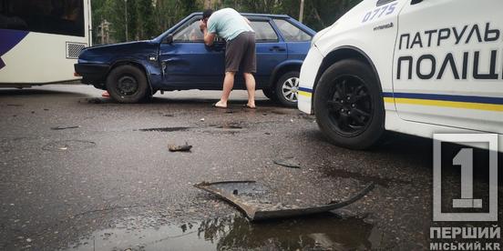 Не розминулися на перехресті: на Університетському проспекті через ДТП ускладнено рух